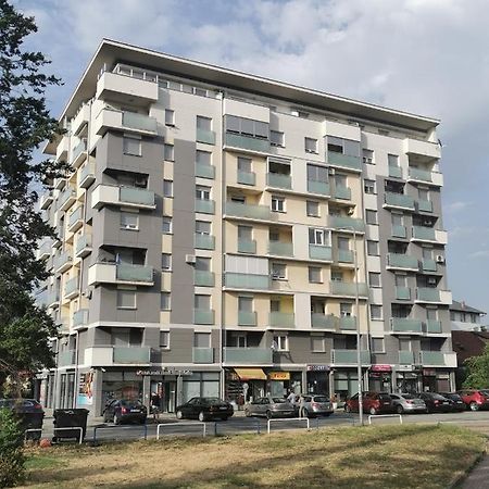 Апартаменти Apartman Bella Добой Екстер'єр фото